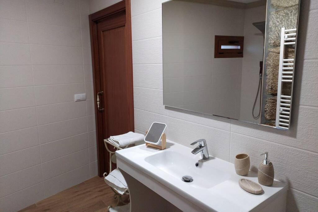 O Apartamento Do Xanza, Ideal Para Parejas Adaptado Movilidad Reducida Meis Buitenkant foto